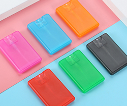 Pulverizador de bolsillo de tarjeta PP personalizado de 20 ml B18